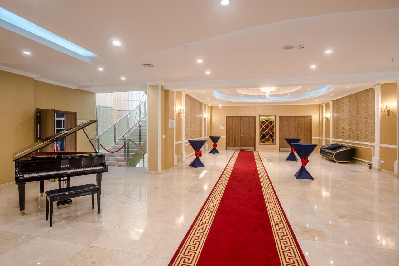 Holiday Inn Ulaanbaatar, an IHG Hotel Bagian luar foto